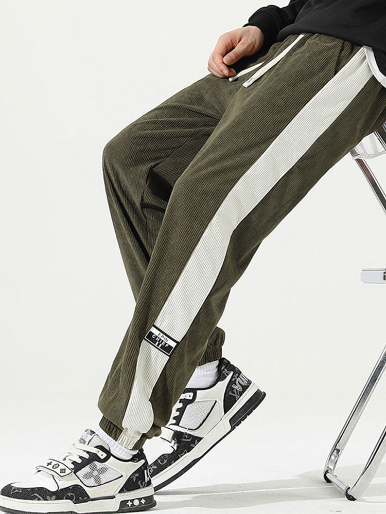 Spodnie dresowe z paskiem po bokach z korduroy