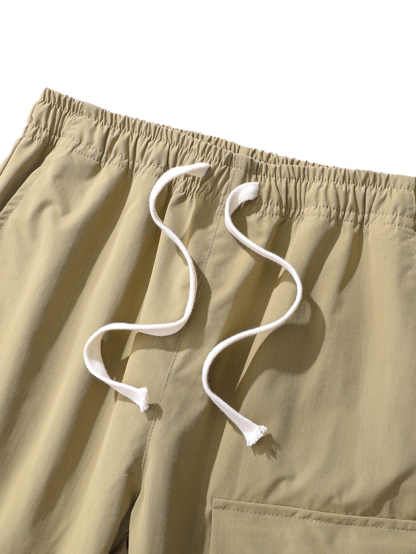 Spodnie z prostymi nogawkami i sznurkiem