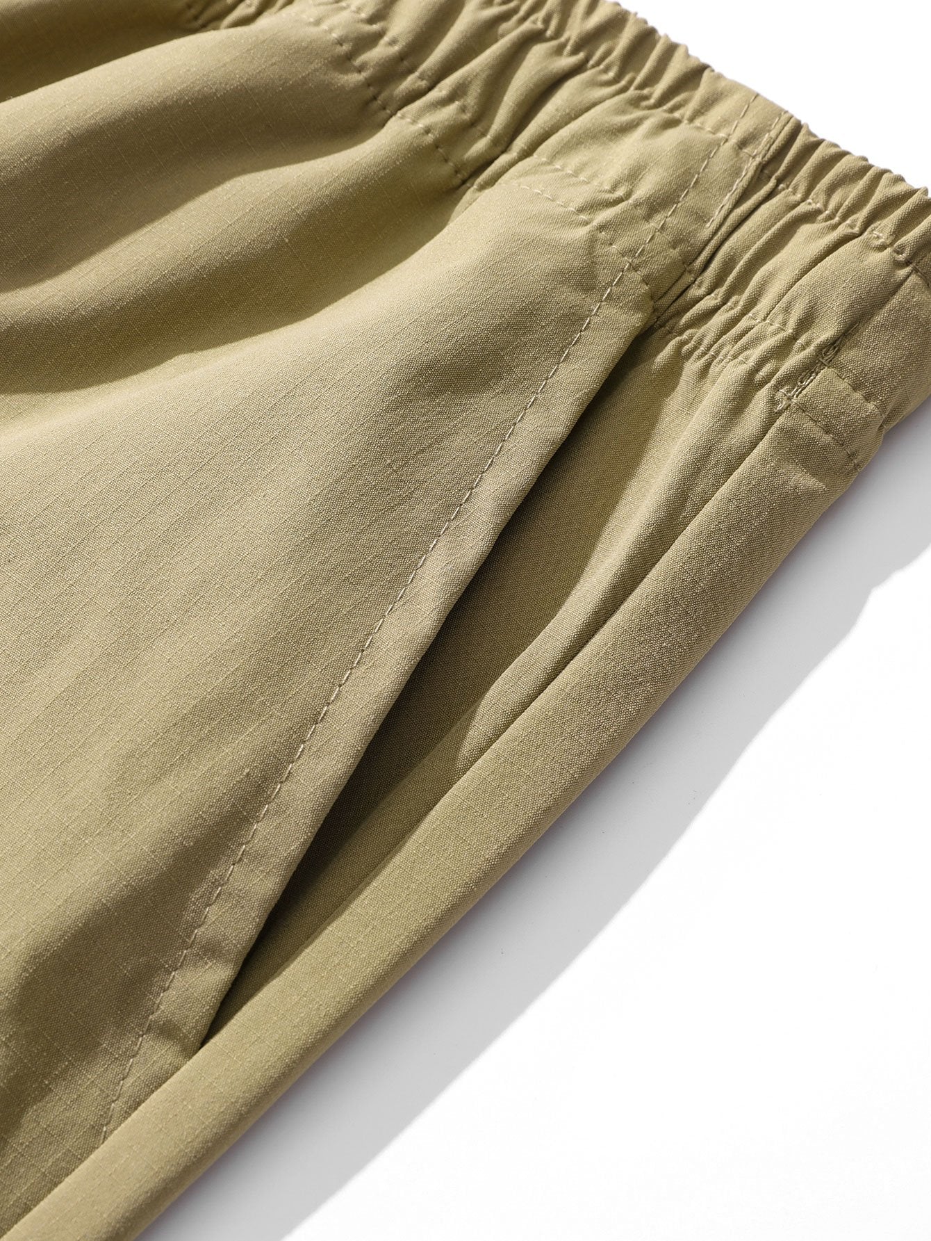 Spodnie z prostymi nogawkami i sznurkiem