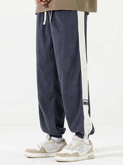 Spodnie dresowe z paskiem po bokach z korduroy