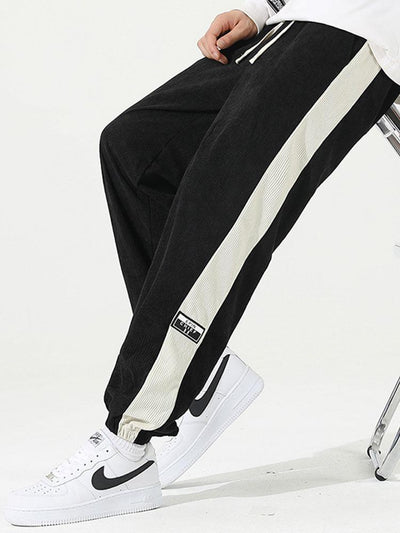 Spodnie dresowe z paskiem po bokach z korduroy